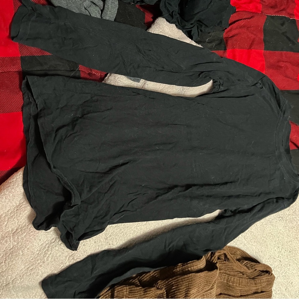 Women’s Black Long Sleeve Shirt